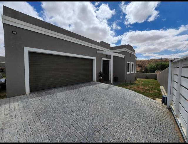 3 BEDROOM HOUSE FOR SALE IN GLEN LILLY